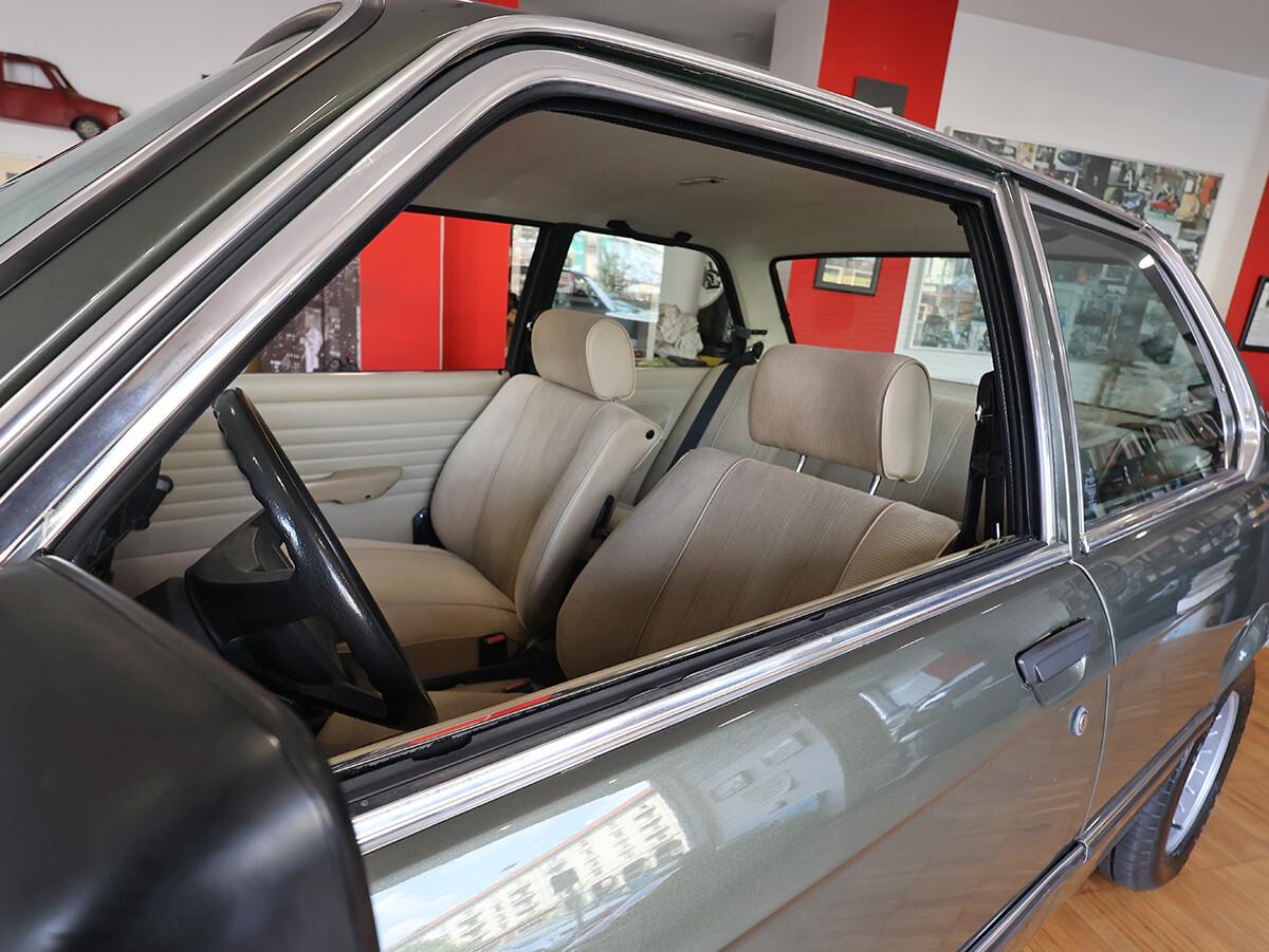 Bmw 318i 2 porte INIEZIONE - 110000 KM