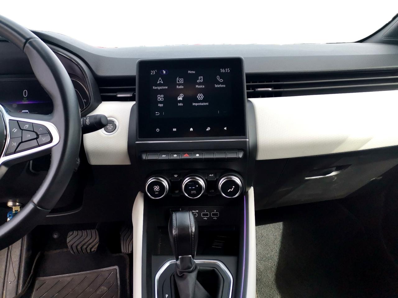 RENAULT Clio V 2019 - Clio 1.6 E-Tech full hybrid Techno 145cv auto