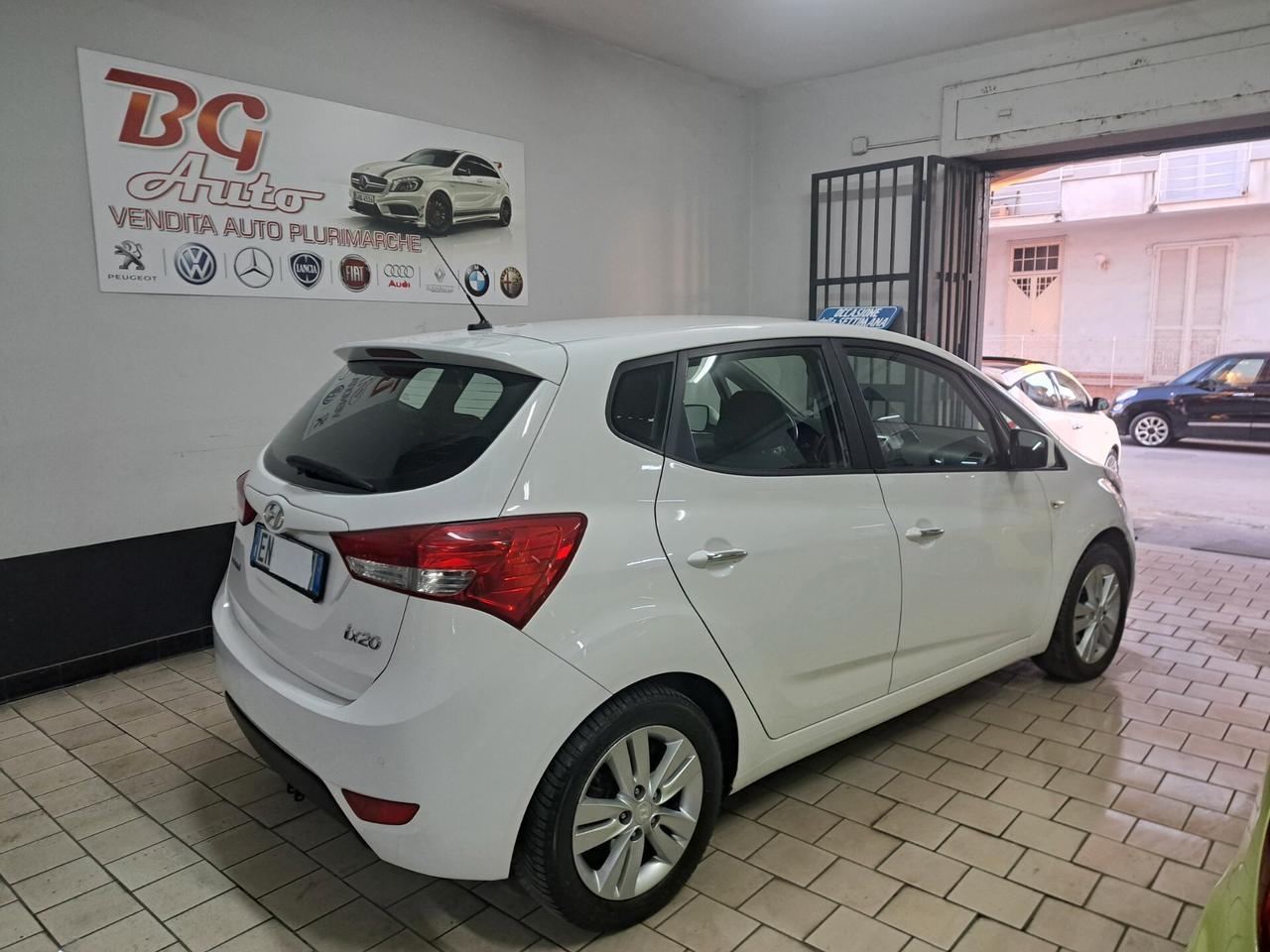 Hyundai iX20 1.4 metano unico prop 2013