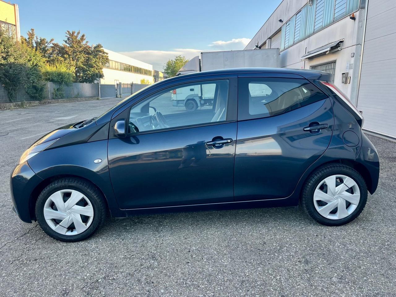 Toyota Aygo 1.0benz 2014 91.000km per neopatentati