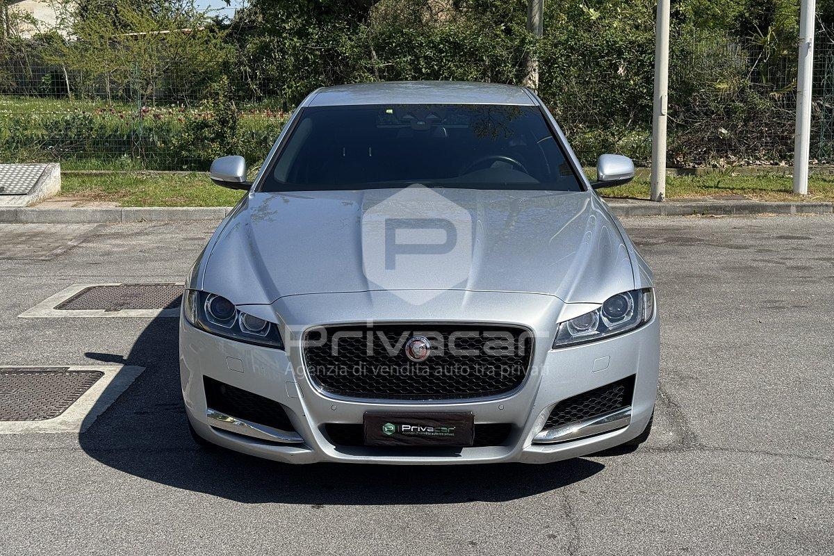 JAGUAR XF 2.0 D 180 CV aut. Prestige
