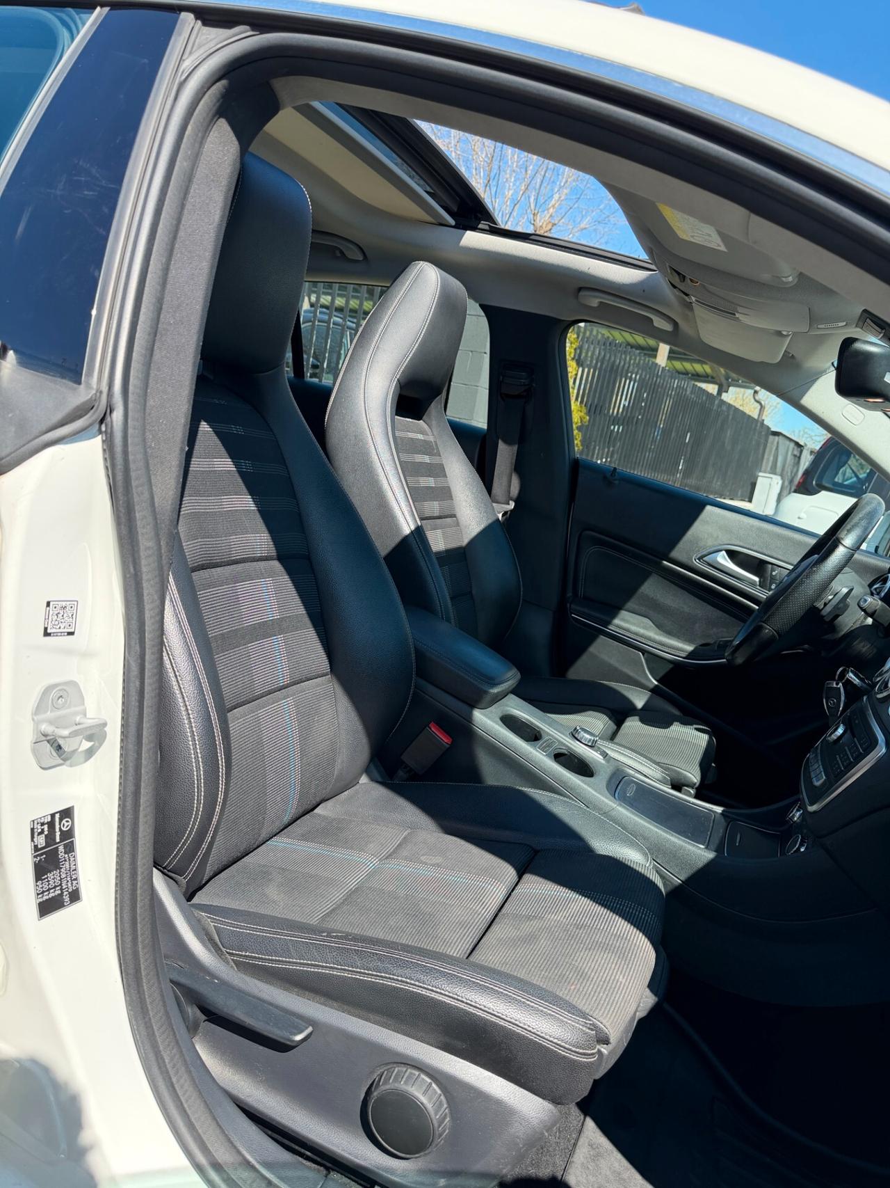 Mercedes-benz CLA 200 d S.W. Premium Tetto Apribile