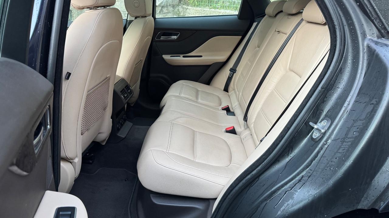 Jaguar F-Pace 2.0 D 163 CV Prestige