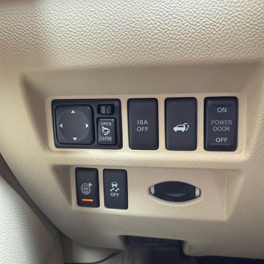 Infiniti QX70 3.0 diesel V6 AT GT Premium
