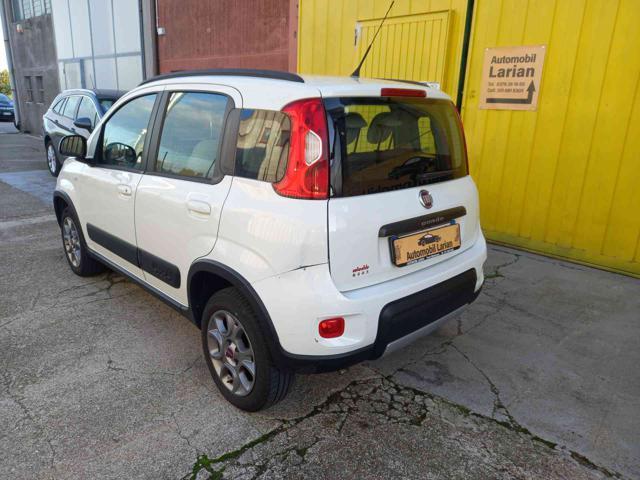 FIAT Panda 0.9 TwinAir Turbo 4x4 NEOPATENTATI