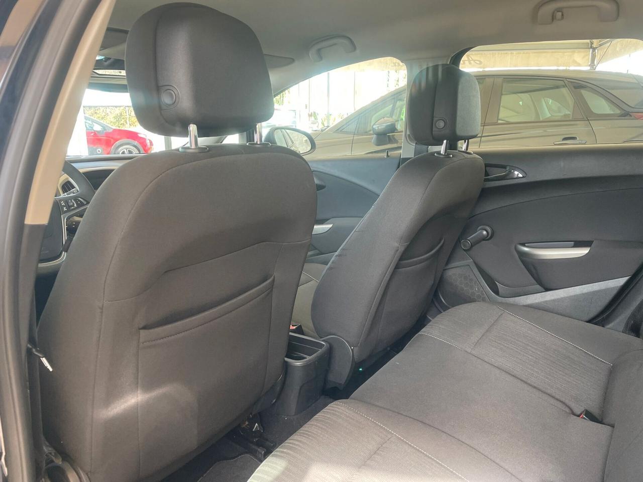 Opel Astra 1.7 CDTI 110CV Sports Tourer Cosmo