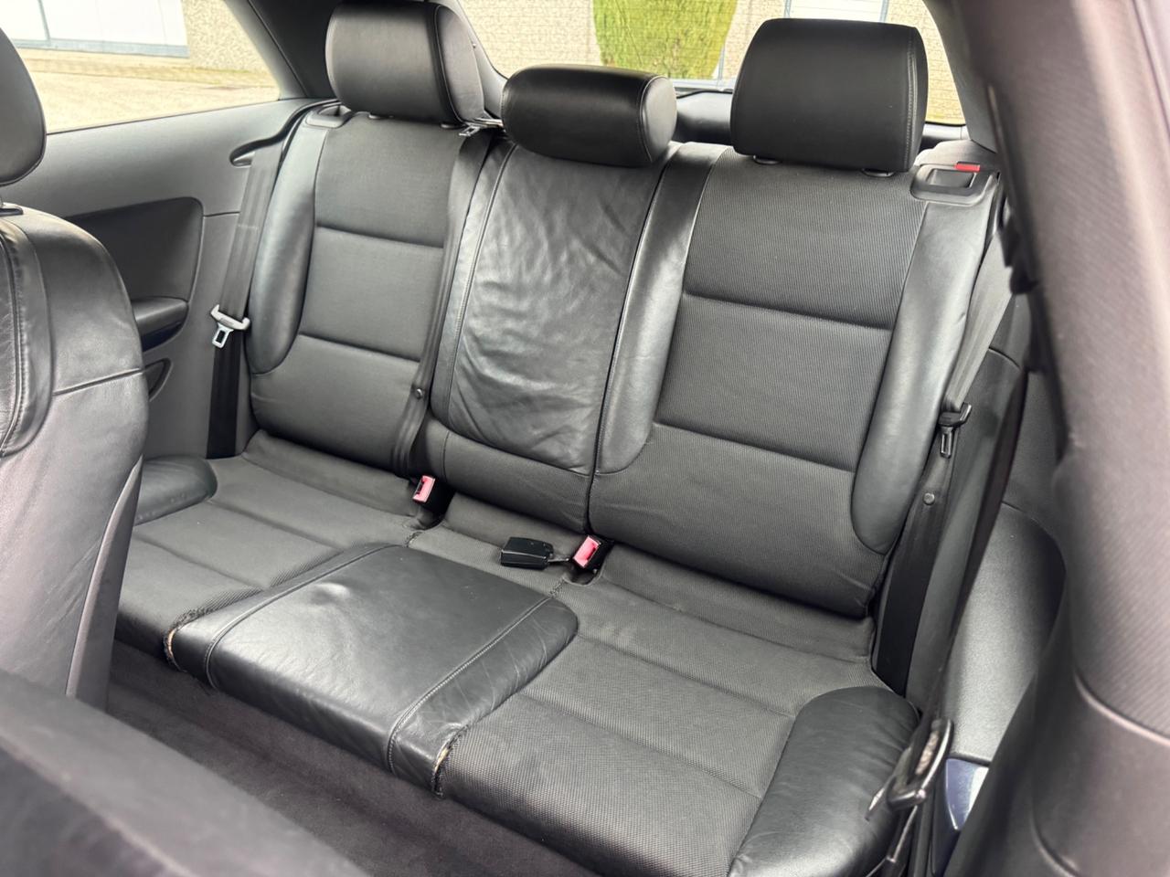 Audi A3 2.0 TDI 140cv S-Line