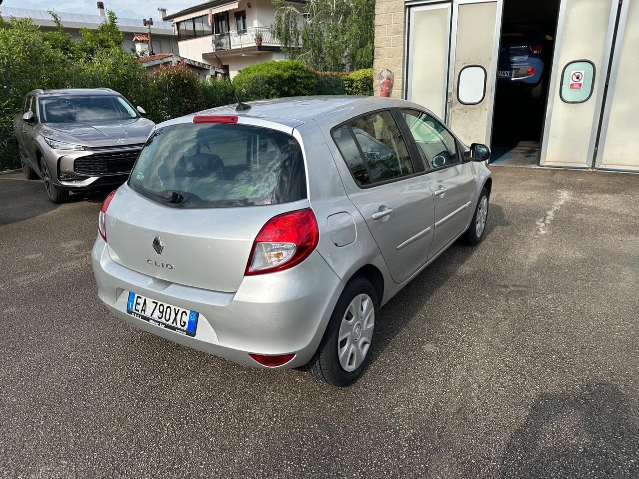 Renault Clio 1.2 5p Dynamique 2010 - Neopatentati