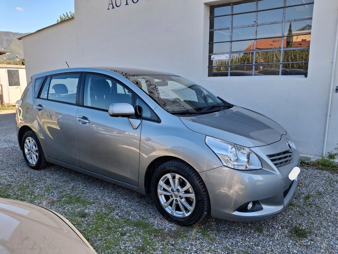 Toyota Verso 2.0 D Sol 7 posti