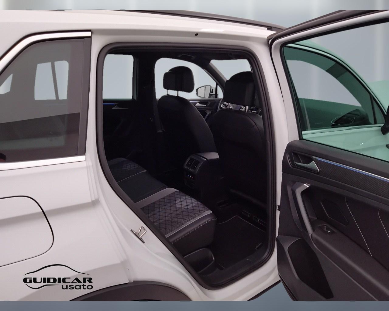 VOLKSWAGEN Tiguan II 2021 - Tiguan 2.0 tdi R-Line 4motion 150cv dsg