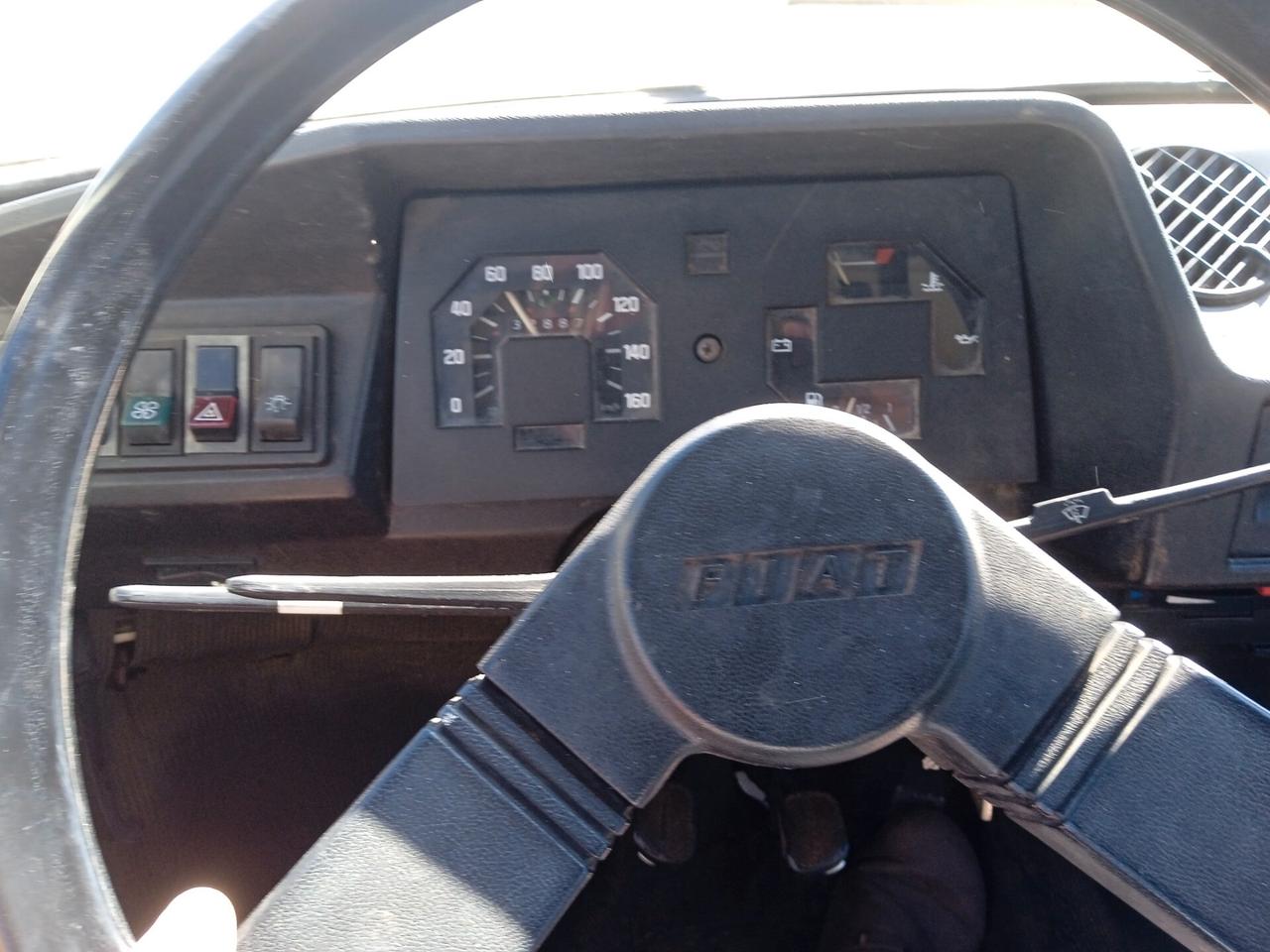 Fiat 127 1050 fiorino autovettura 6 posti ASI