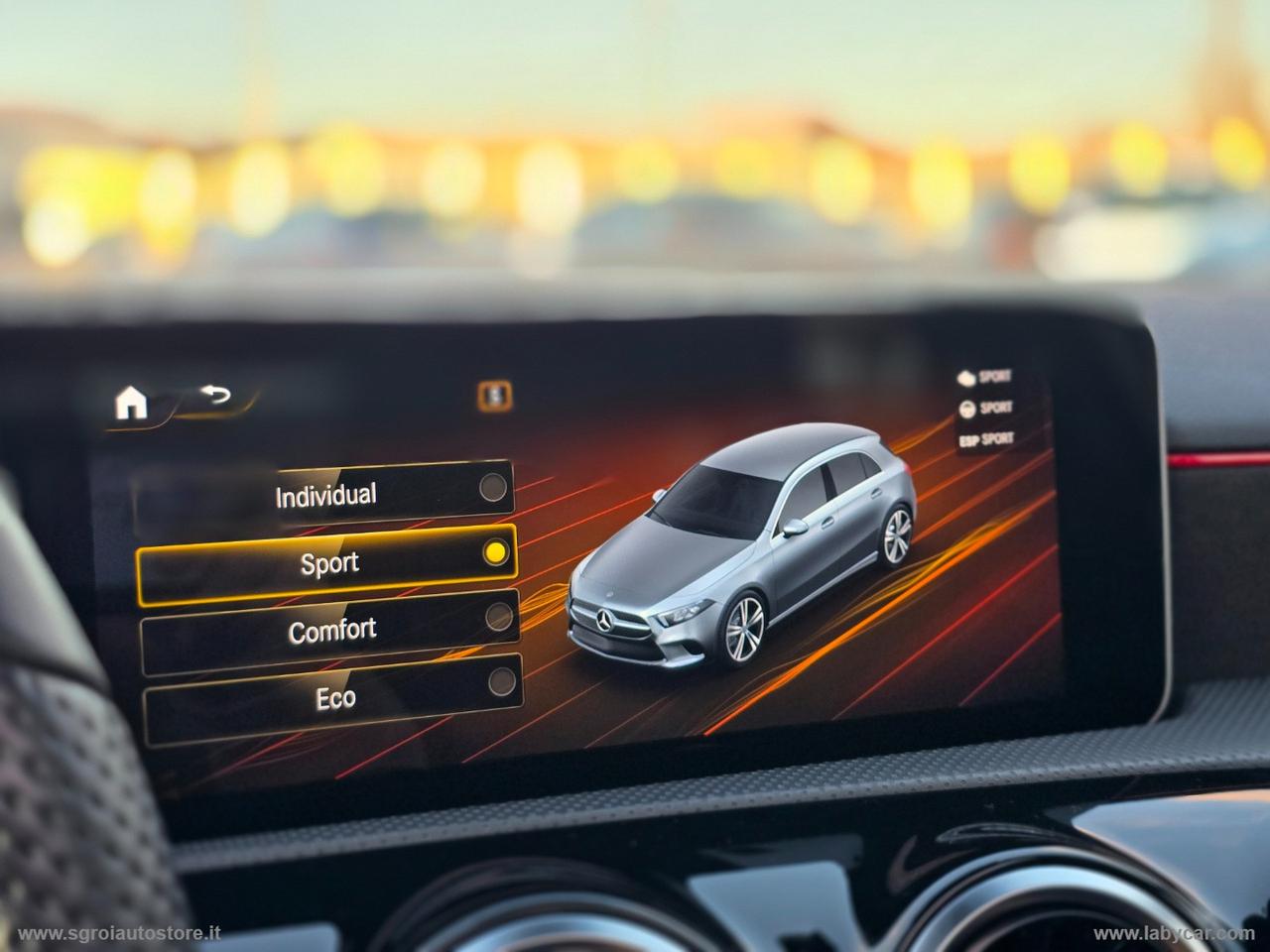 MERCEDES-BENZ A 180 d Automatic Premium NIGHT EDITION