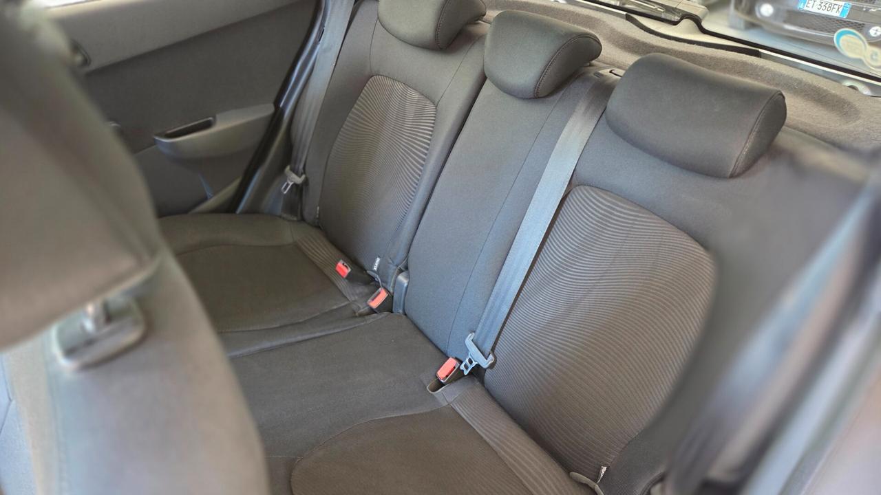 Hyundai i10 1.0 LPGI Econext Login unico proprietario