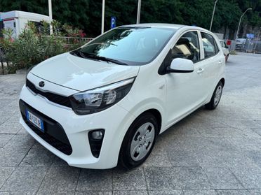KIA PICANTO 1.0 NEOPATENTATI