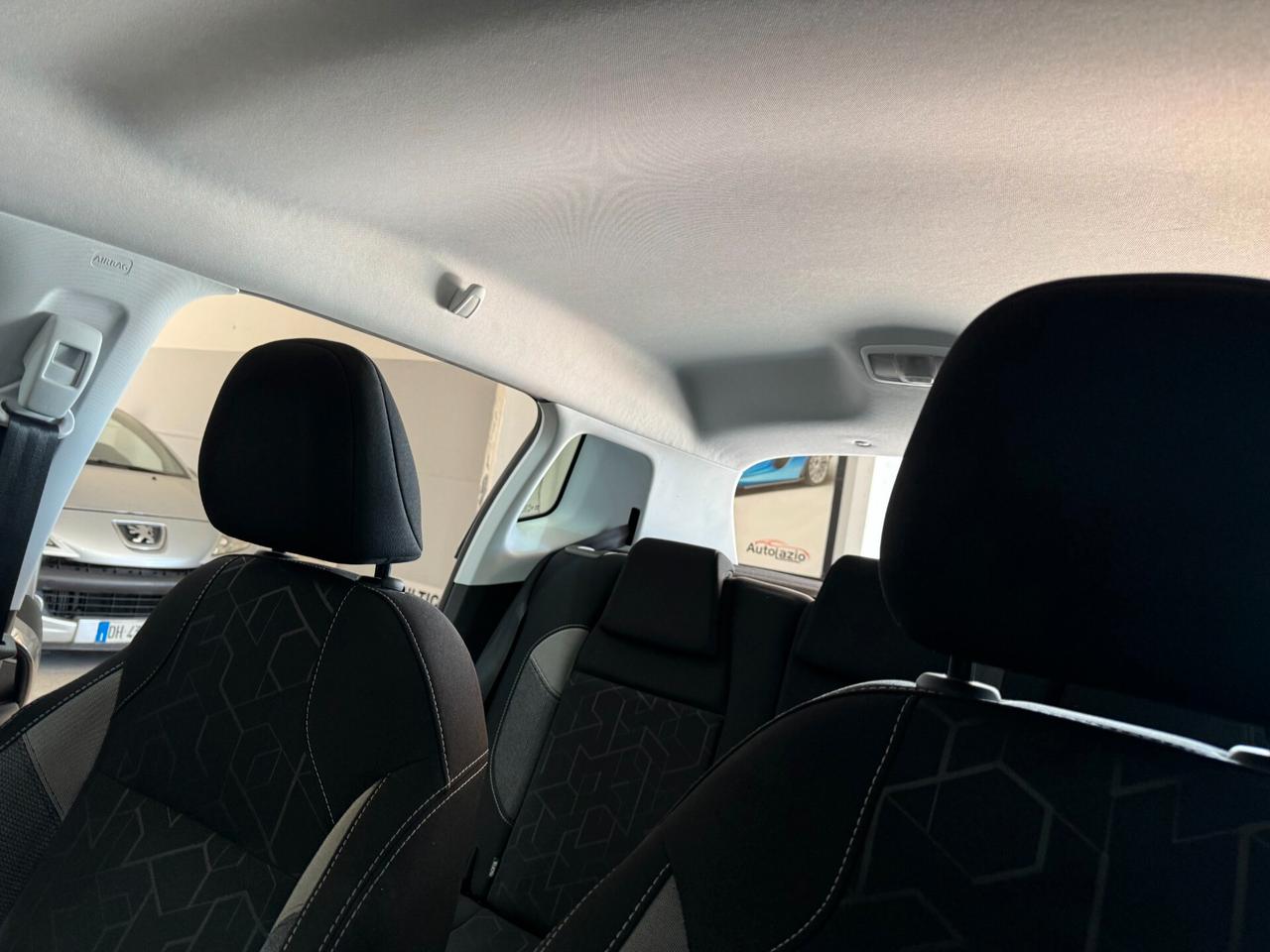 Peugeot 2008 PureTech 82 cv. Allure OK NEOPATENTATI