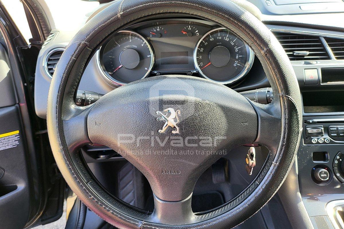PEUGEOT 3008 1.6 HDi 115CV Business