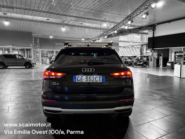 AUDI Q3 35 TDI S tronic Business Advanced