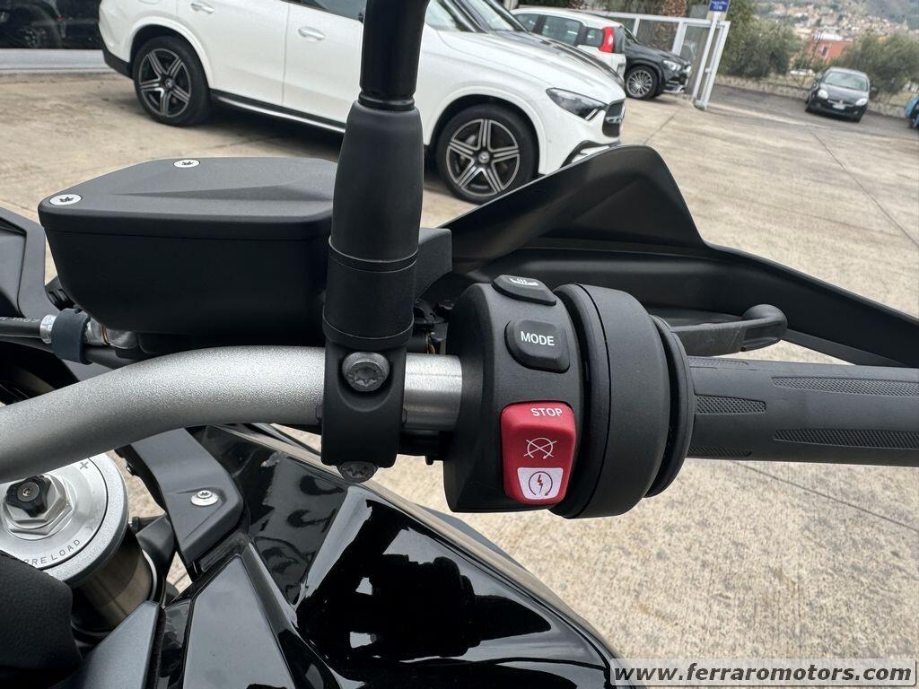 BMW F 900 GS My 25 nuovo sul mercato pronta consegna
