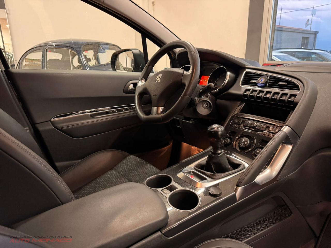 Peugeot 3008 1.6 HDi 115CV Allure 2014