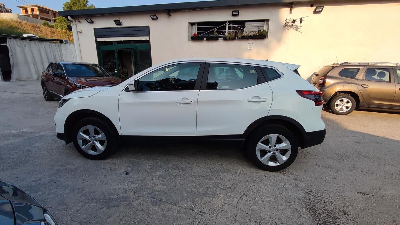 Nissan Qashqai Autocarro 5 posti