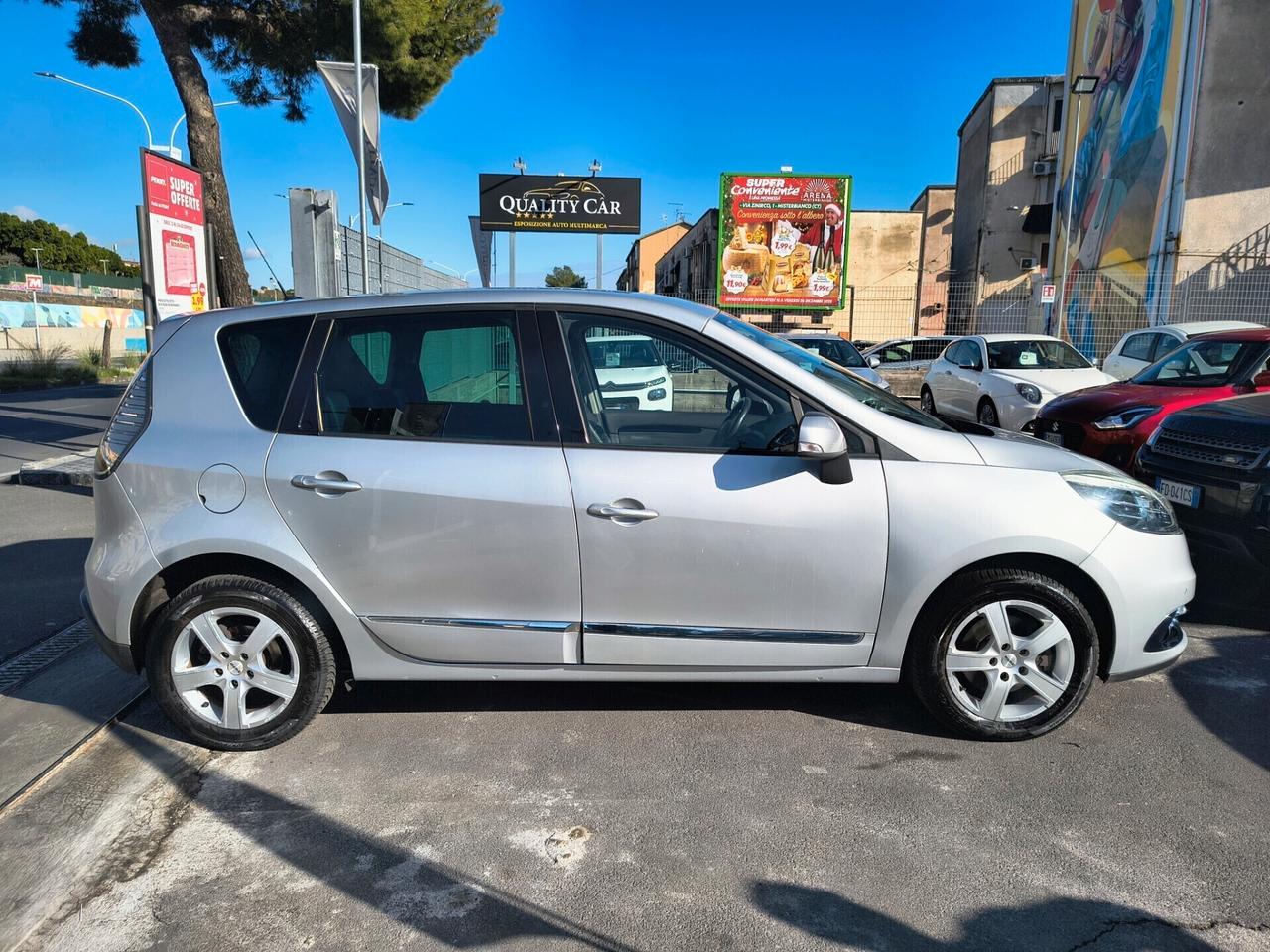 RENAULT SCENIC XMOD SOLO 130.000 1.5 DIESEL KM 2013