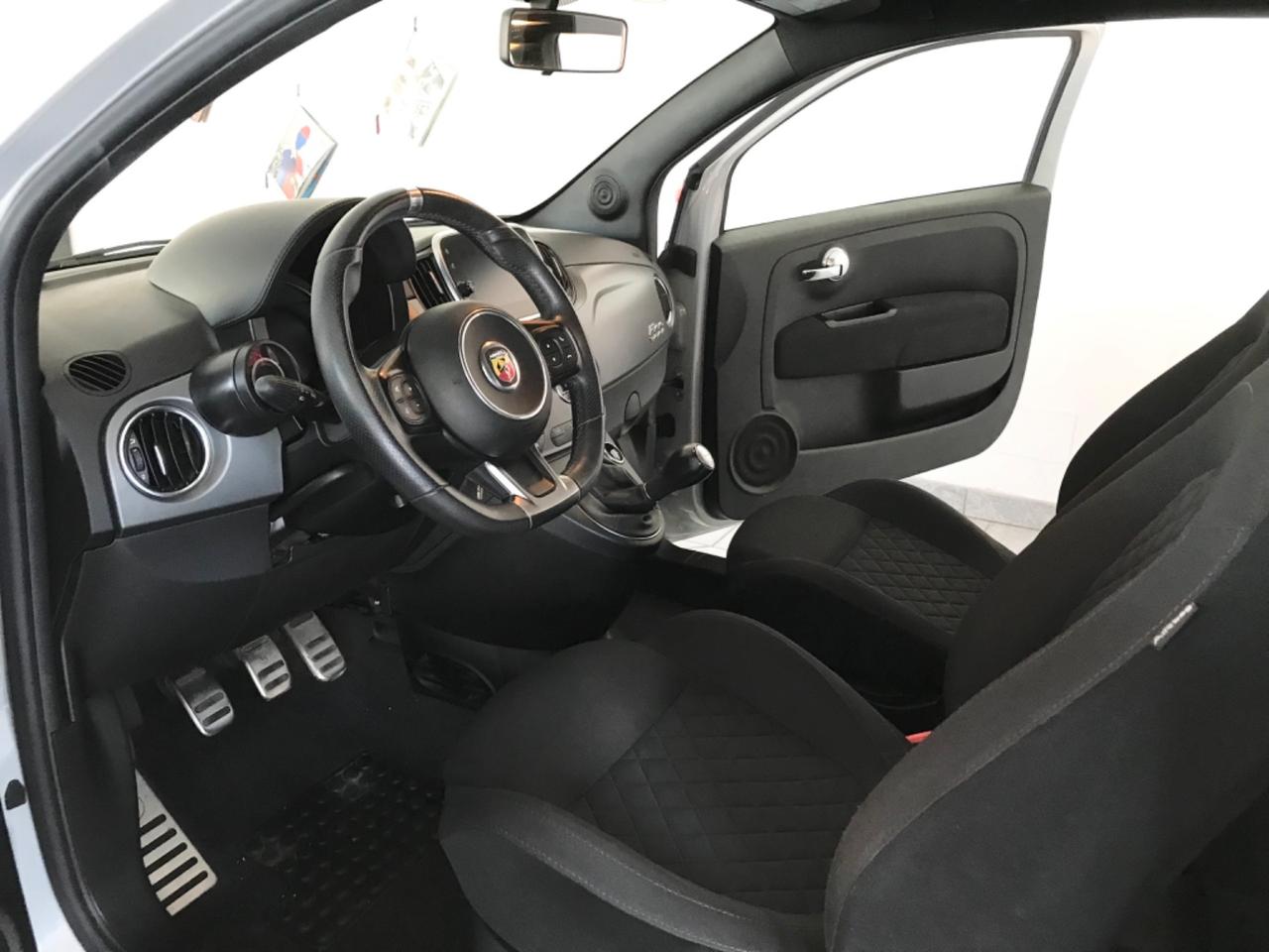 Abarth 595 1.4 Turbo T-Jet 165 CV Pista