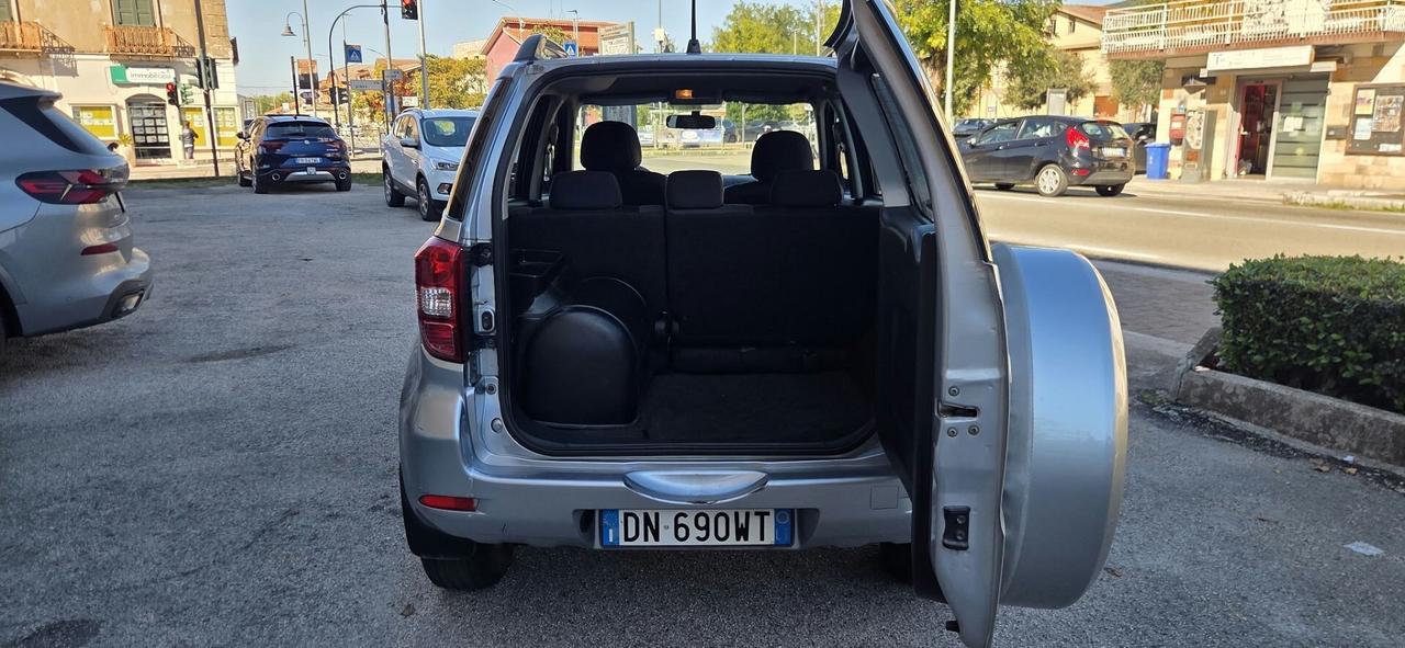 DAIHATSU TERIOS 1.5 4WD