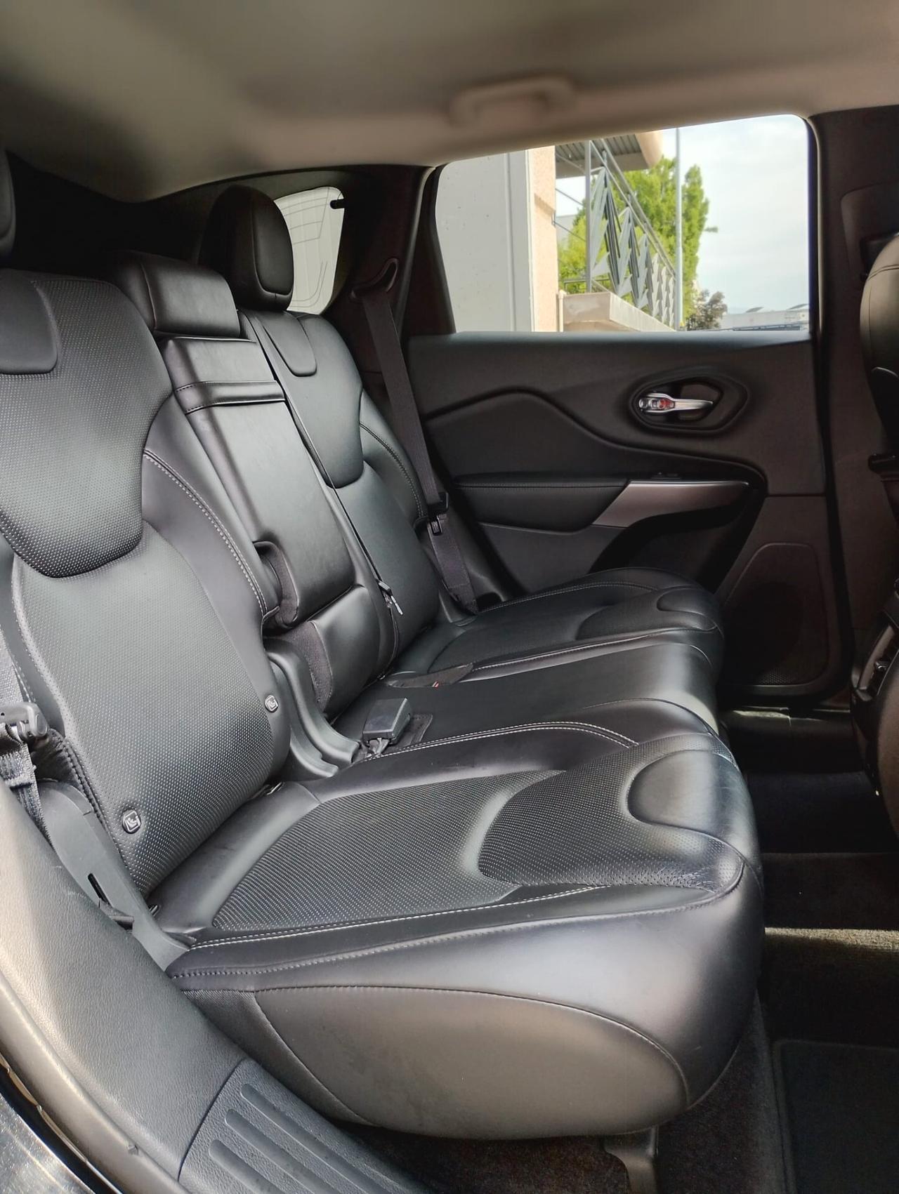 Jeep Cherokee 2.2 Mjt AWD Active Drive II Overland