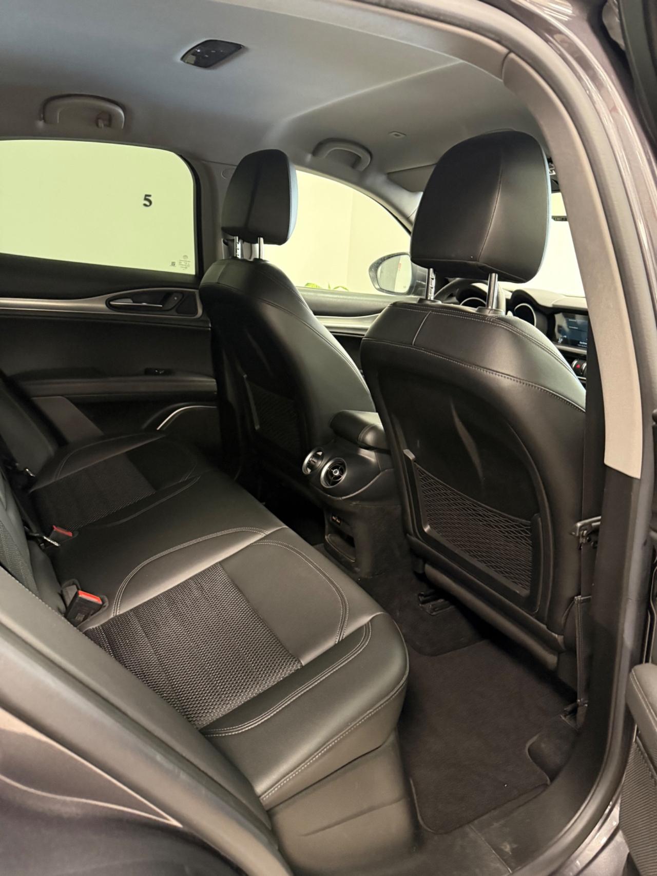 Alfa Romeo Stelvio 2.2 Turbodiesel 210 CV AT8 Q4 B-Tech