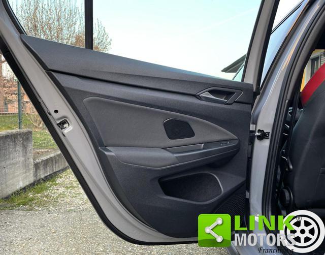 VOLKSWAGEN Golf GTI GTI 8 2.0 TSI 245 CV DSG