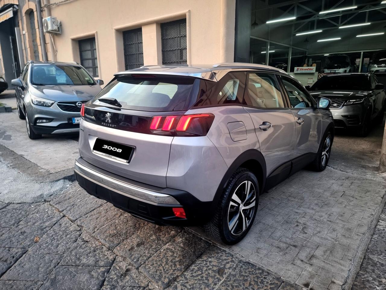 Peugeot 3008 BlueHDi 130 S&S Allure