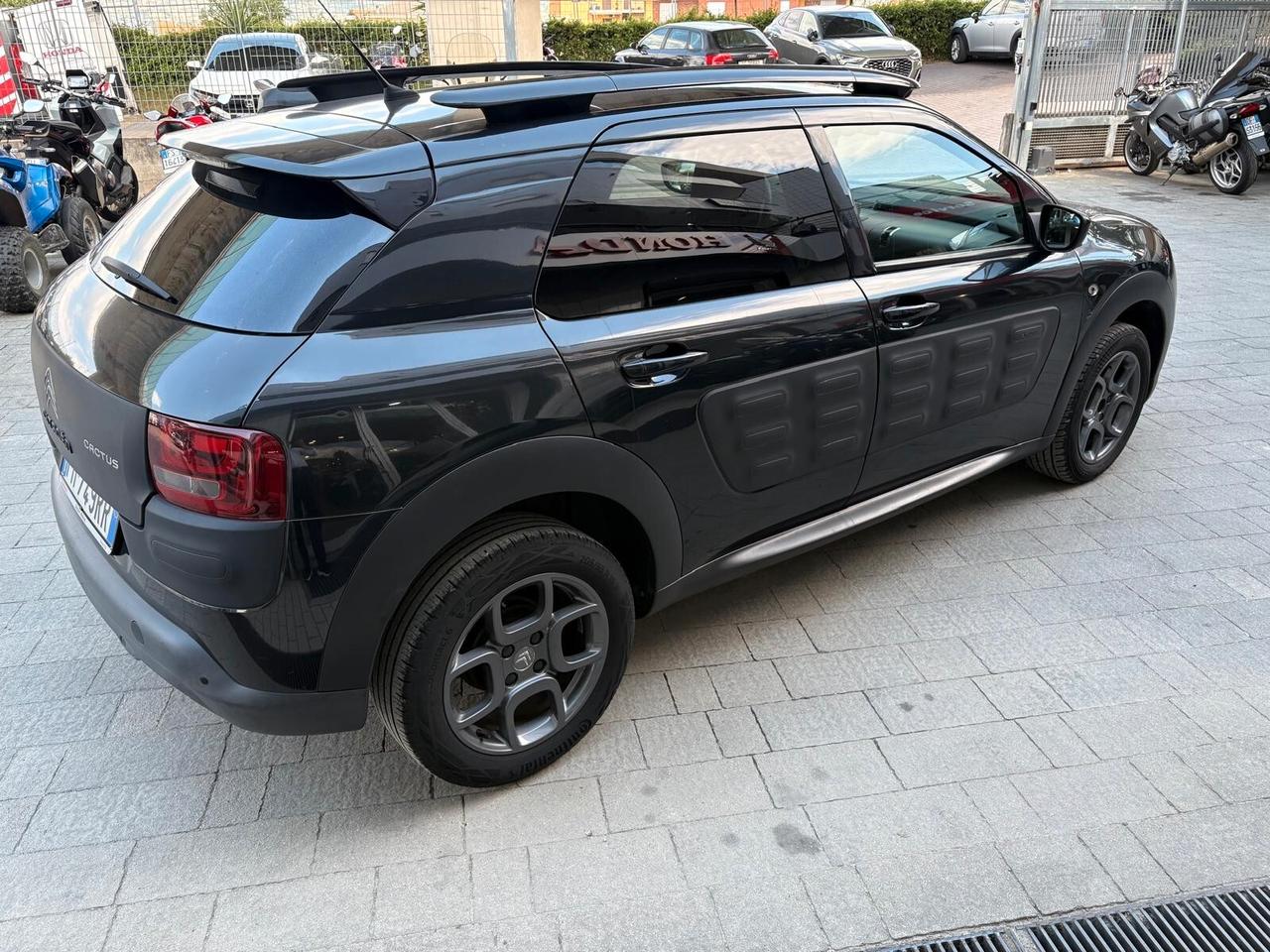 Citroen C4 Cactus PureTech 82 Shine