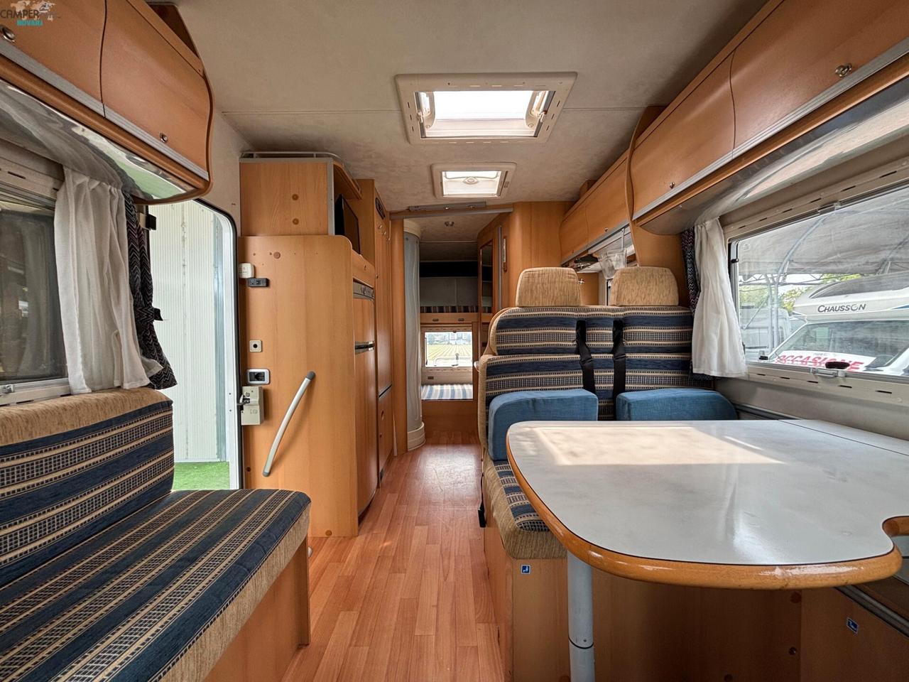 ELNAGH SUPER D 111c - MANSARDATO CON LETTI A CASTELLO IN CODA