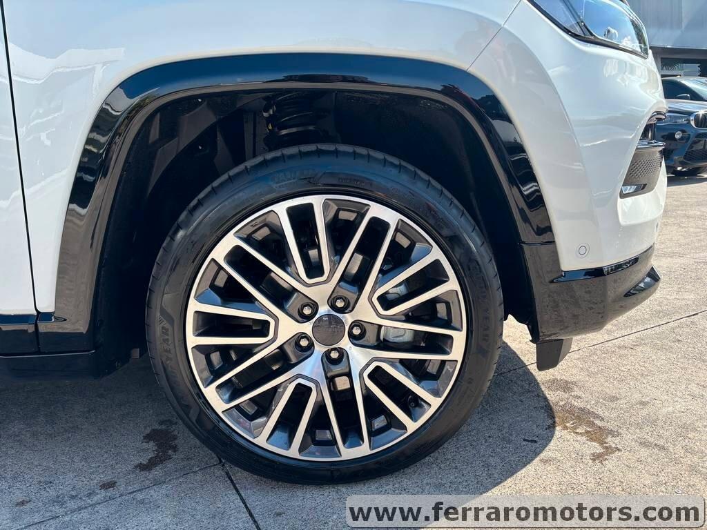 Jeep Compass Summit Km 0 a 329 euro al mese senza anticipo IVA ESPOSTA