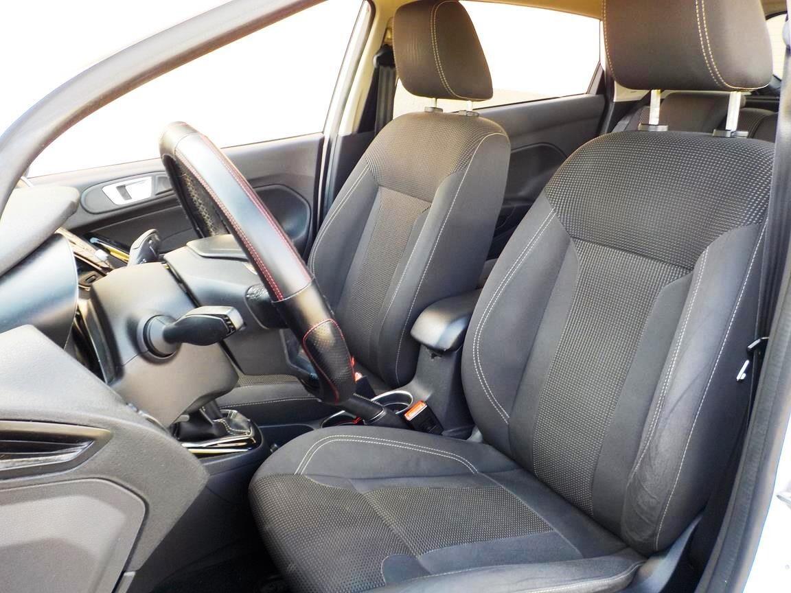 Ford Fiesta 1.5 TDCi 75CV 5 porte Titanium