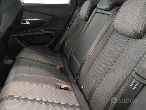 Peugeot 3008 Hybrid 225 e-EAT8 GT