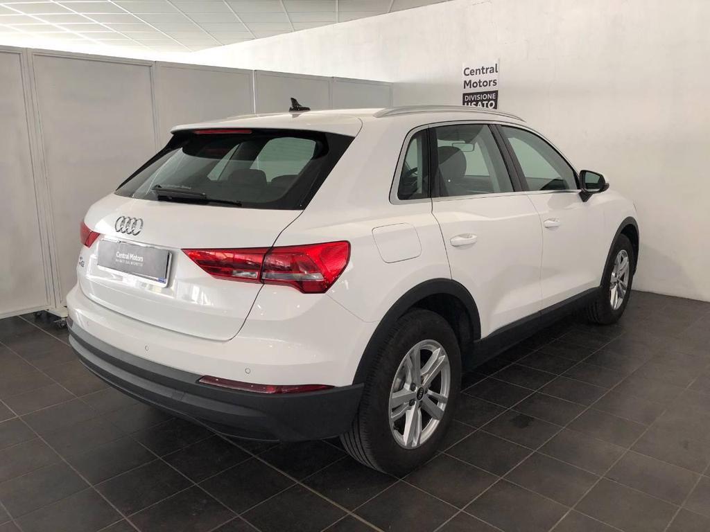 Audi Q3 35 1.5 TFSI Business