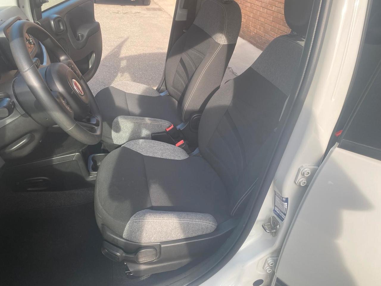Fiat Panda 1.0 70 cv Hybrid City Life - 1 PROP. - OK NEOP. - GARANZIA 12 MESI