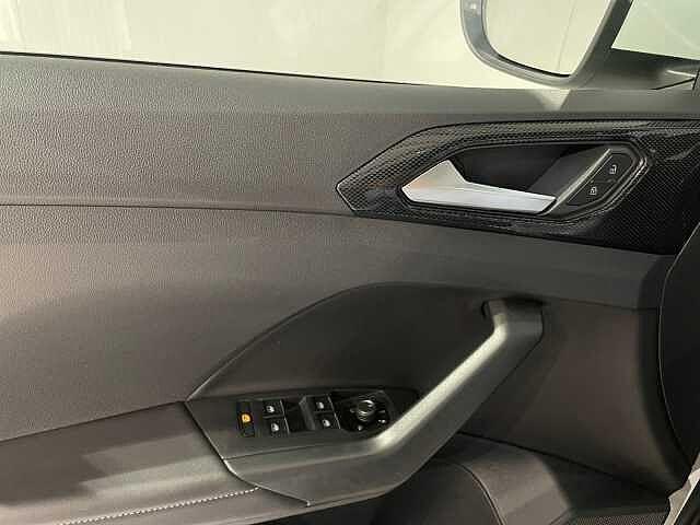 Volkswagen T-Cross Mark 1 Facelift (2024) 1.0TSI 115CV DSG R-Line - NEOPATENTATI -