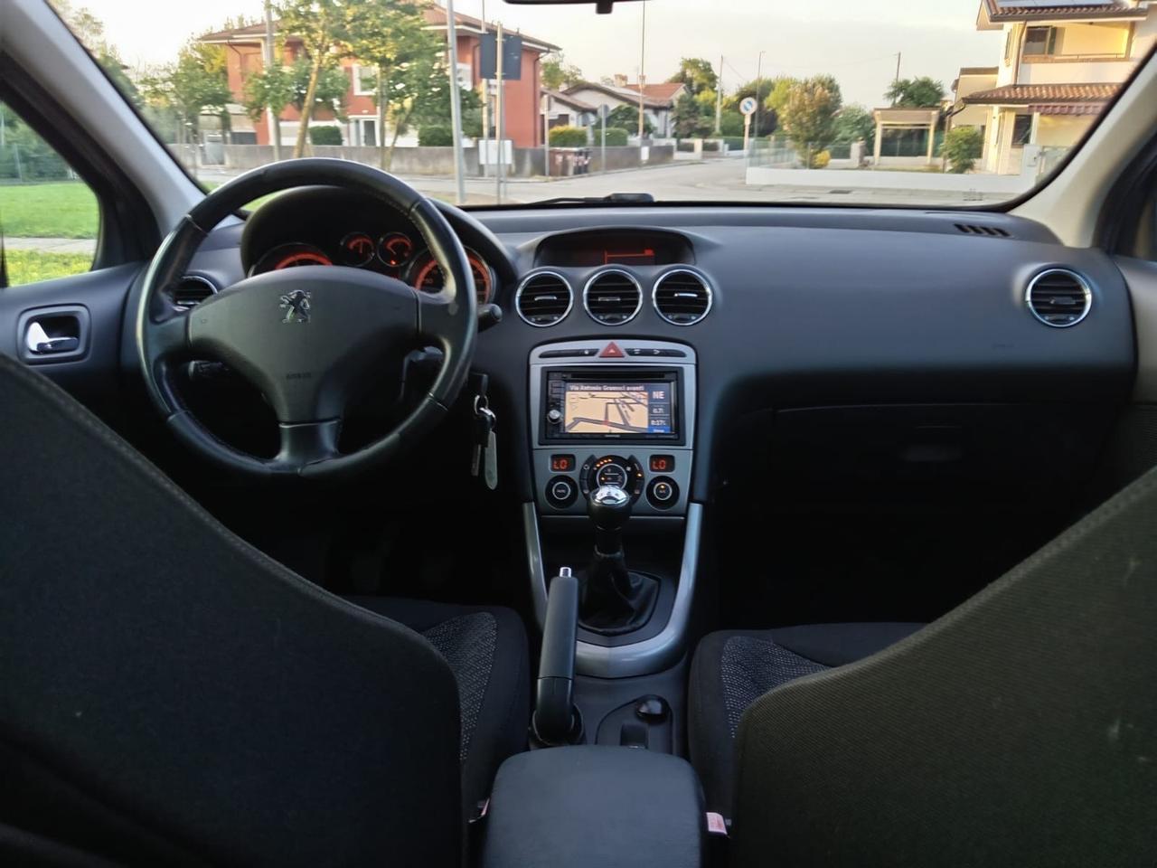 Peugeot 308 1.6 VTi 120CV 5p. Tecno