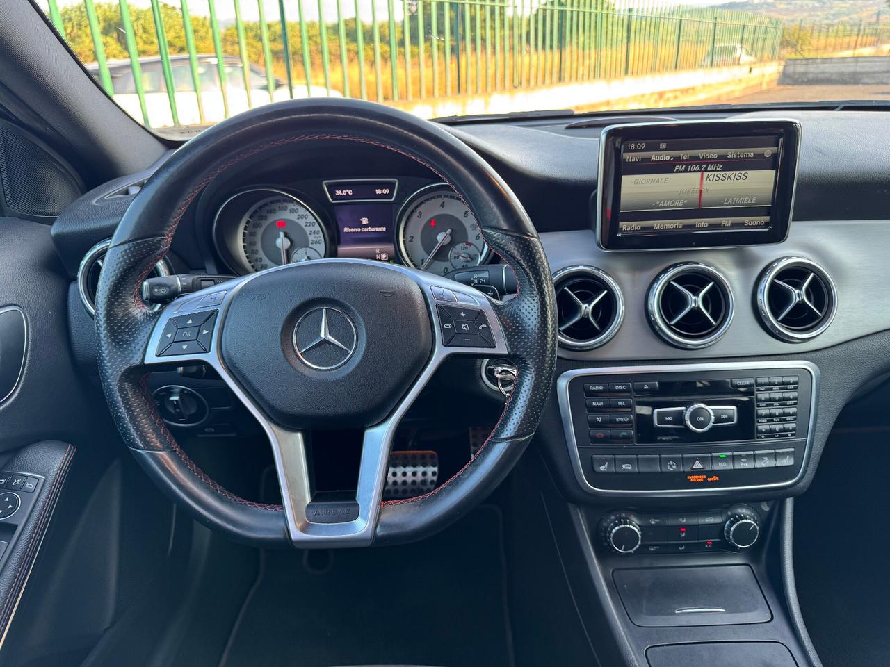 Mercedes-benz GLA 220 CDI Automatic Premium