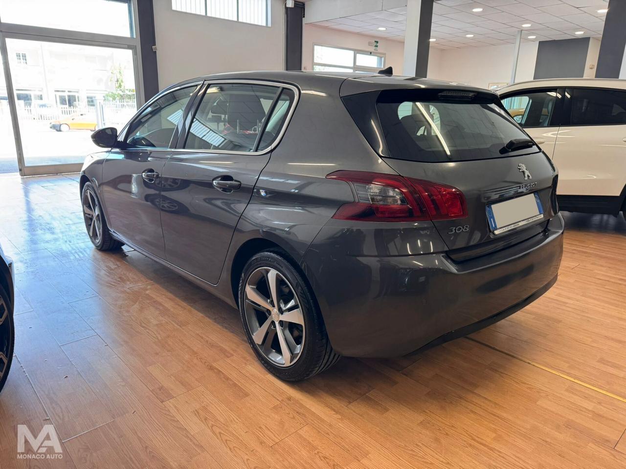 Peugeot 308 BlueHDi 130cv S&S Allure 2018