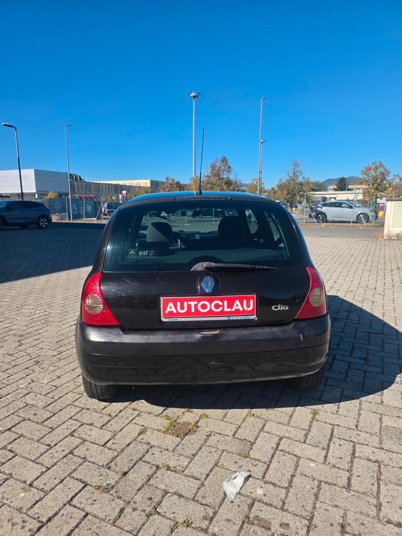 Renault Clio 1.2 cat 3 porte Confort Authentique