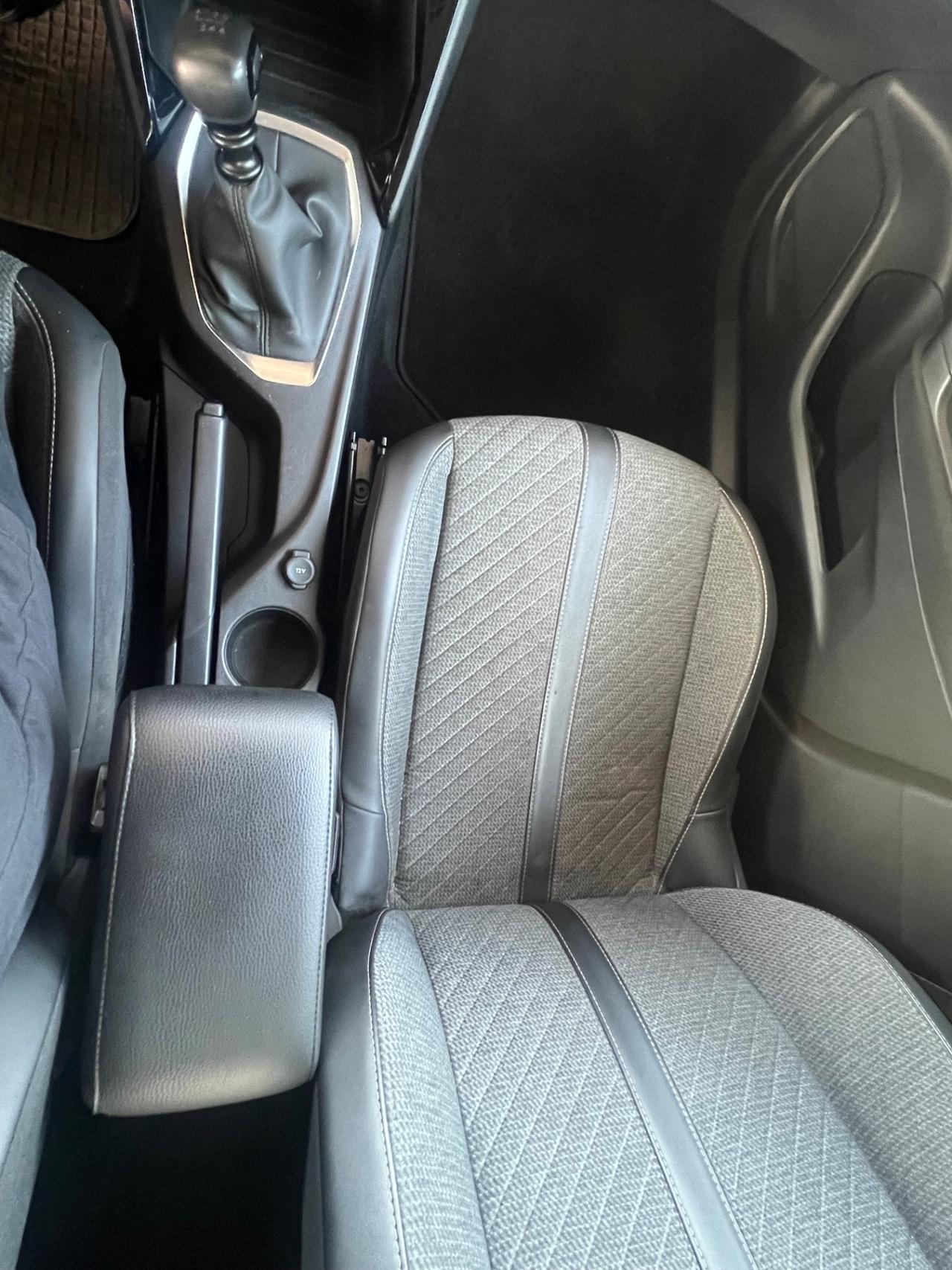 Peugeot 2008 BlueHDi 110 S&S Allure