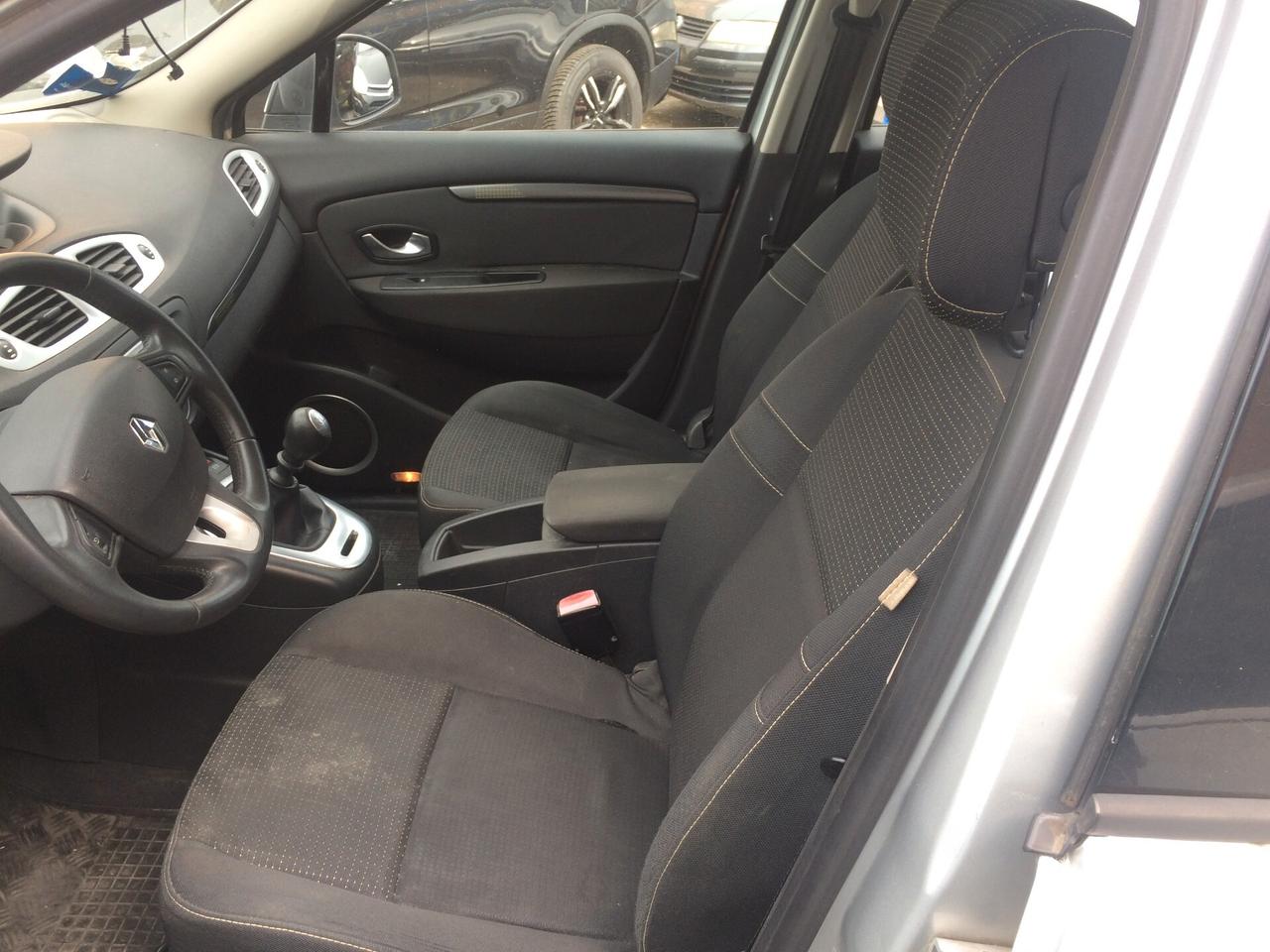 2009 Renault Scenic Scénic 1.5 dCi/105CV Dynamique 7 posti!