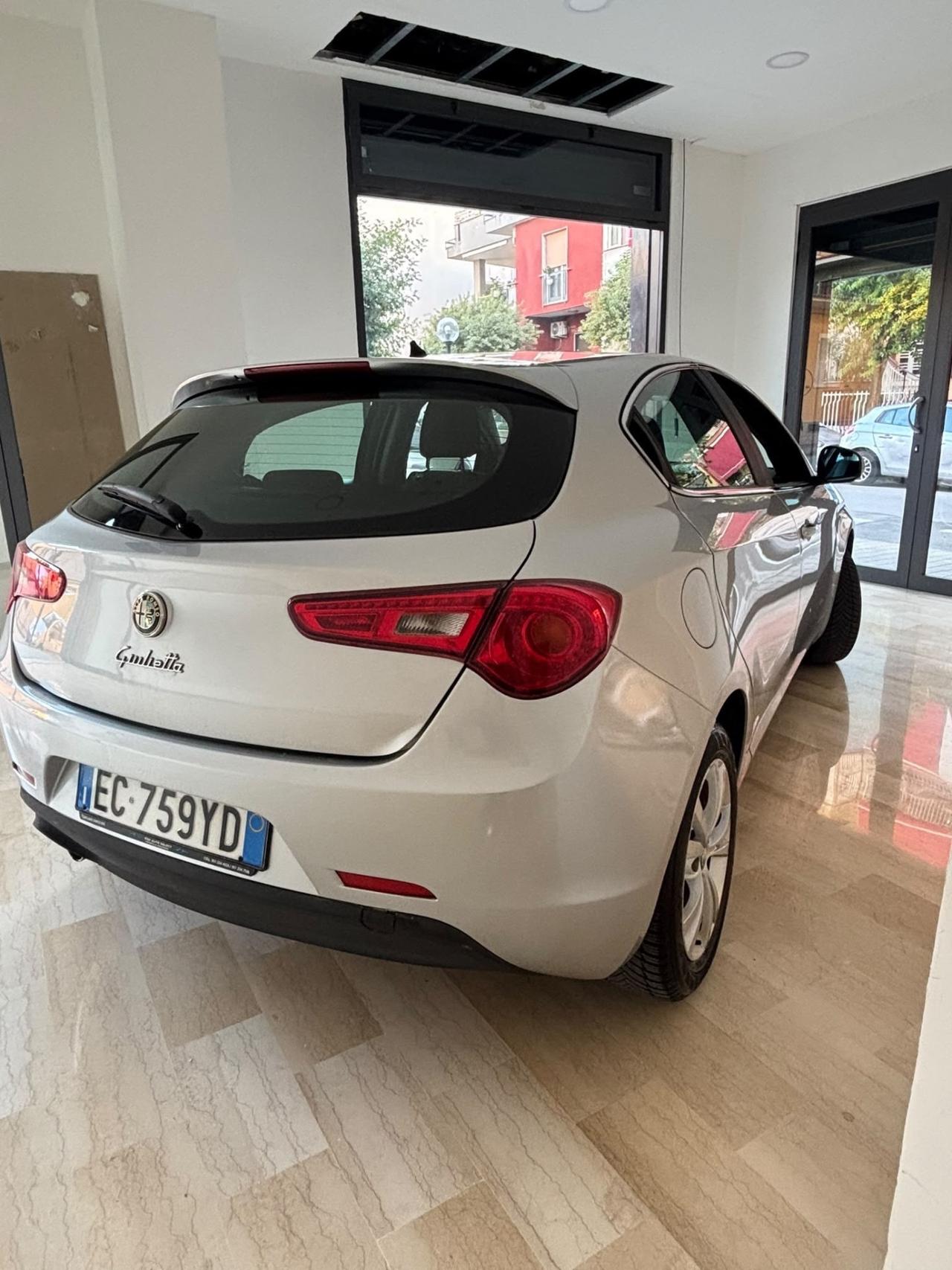 Alfa Romeo Giulietta 1.6 JTDm-2 105 CV Distinctive