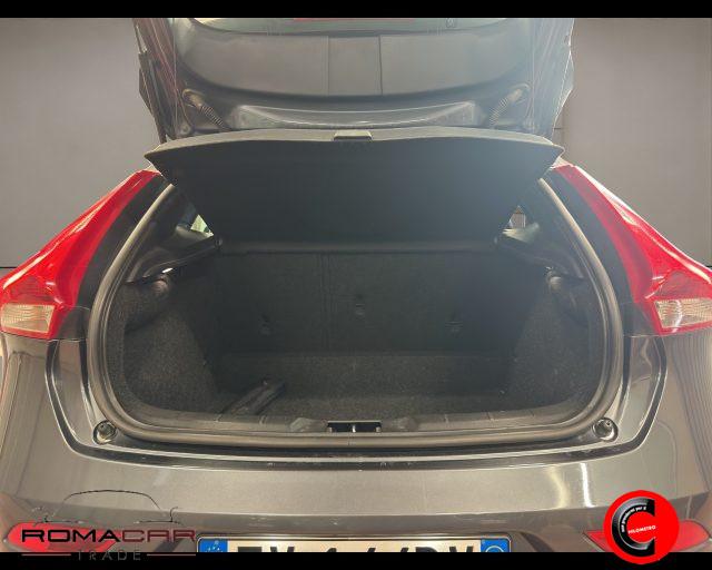VOLVO V40 D2 1.6 Business