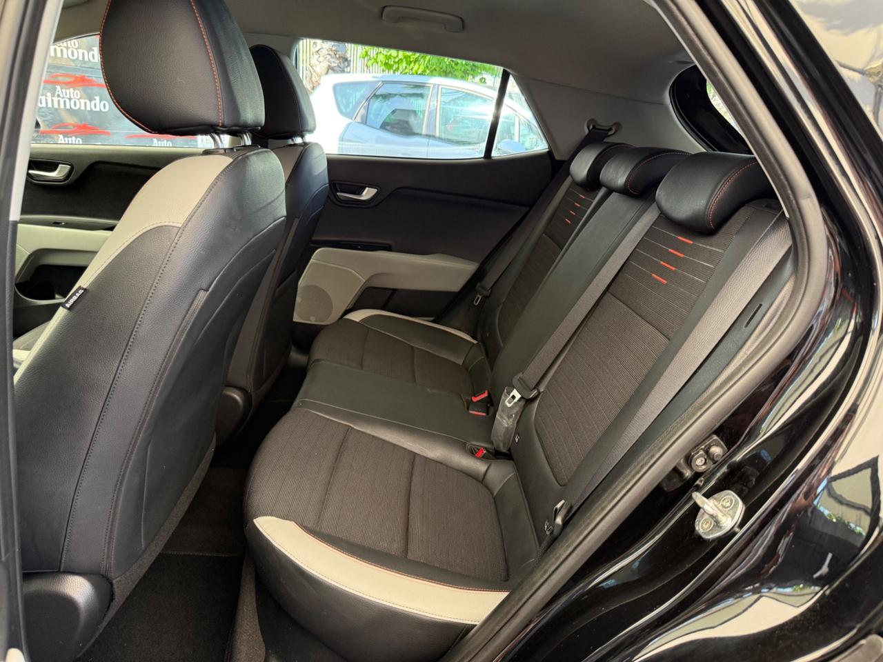 Kia Stonic 1.6 CRDi 110 CV FULL OPTIONAL