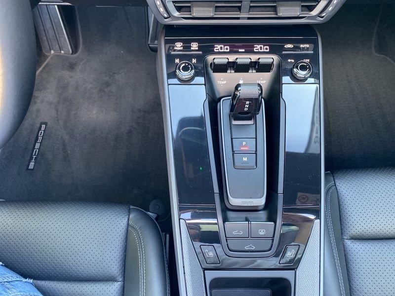 Porsche 911 992 Carrera 4S (992.1)