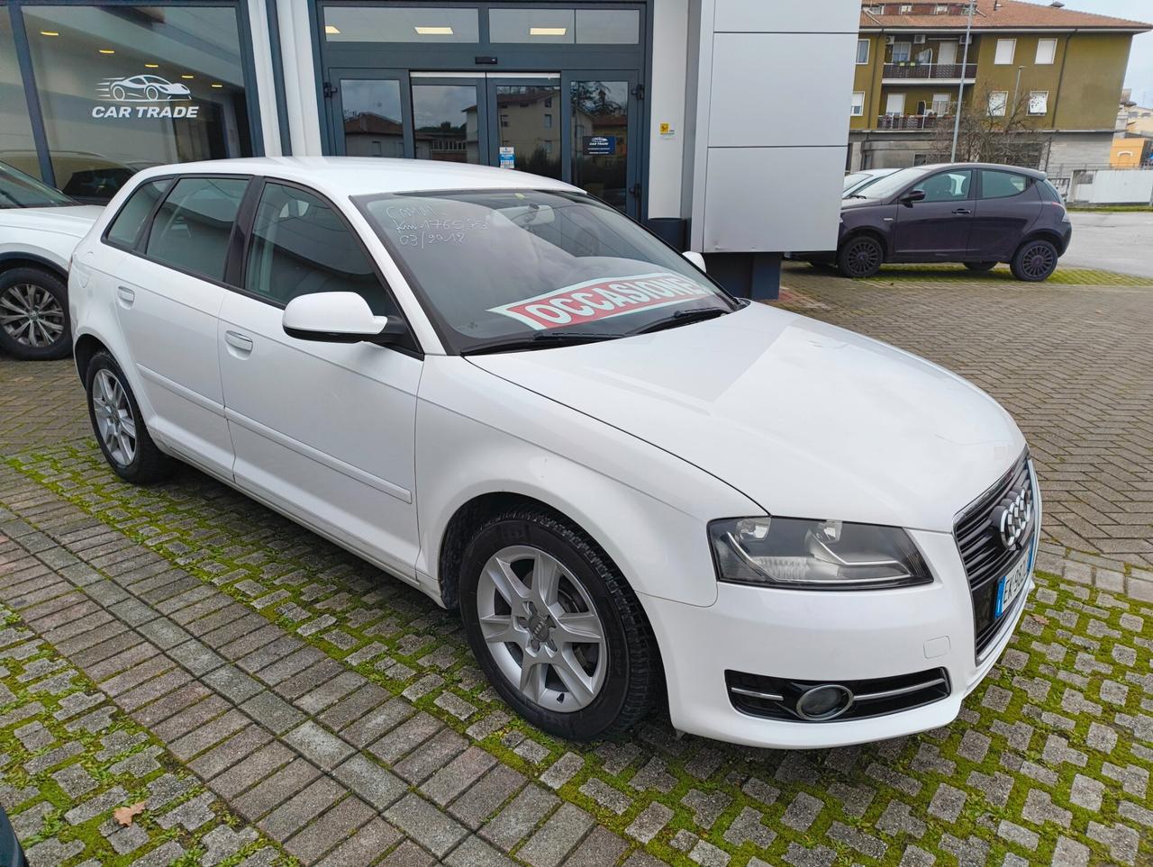 Audi A3 1.6 TDI 105 CV CR Ambiente